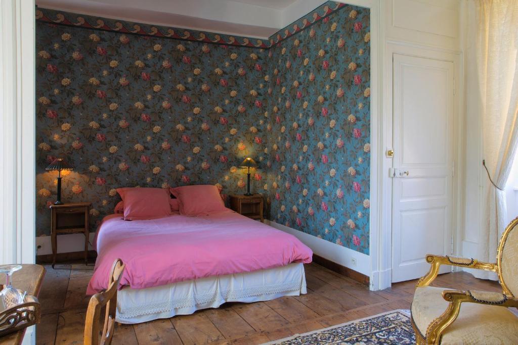 Abbaye Du Palais Bed & Breakfast Thauron Room photo